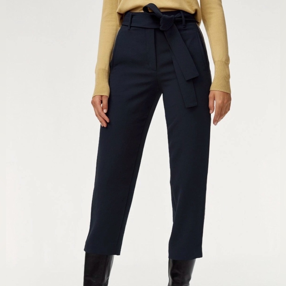 WILFRED ARITZIA JALLADE BLACK CREPE WIDE LEG PANTS WHITE TOPSTITCHING BELT SZ 6